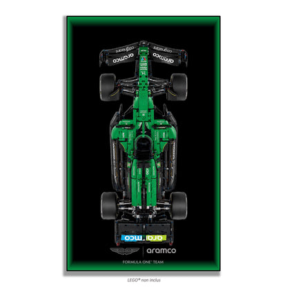 F1 Aston Martin Aramco AMR25 LEGO Technic 42240 – Style Noir vignette verte, finition Cadre aluminium noir – fond noir bordure verte – Tableau mural aluminium Kadris