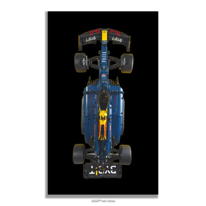 F1 Red Bull Racing LEGO 42206 – Style Fond Noir Pur Sobre, finition Cadre aluminium noir – Vue de face sans vis apparentes – Tableau mural aluminium Kadris