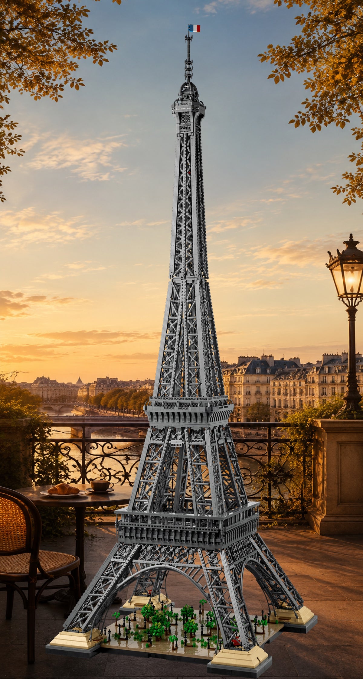 La Tour Eiffel LEGO® 10307 – Décor Golden Paris – Set LEGO® en place dans un IKEA® Pax 75 – Fond de meuble aluminium Kadris®