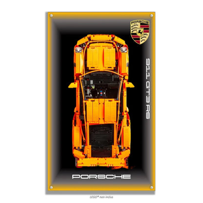 Porsche 911 GT3 RS LEGO 42056 – Style Vignette Dorée, finition Entretoises – Vue de face avec vis aux 4 coins – Tableau mural aluminium Kadris
