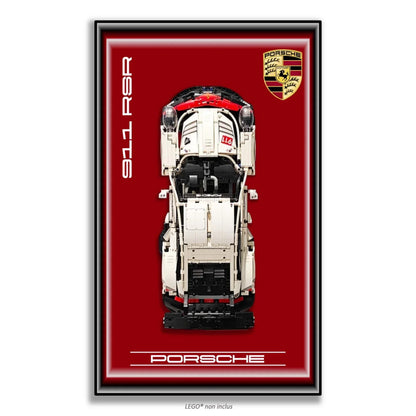Porsche 911 RSR LEGO 42096 – Style Fond Rouge, finition Cadre aluminium noir – Fond rouge plein effet vignette – Tableau mural aluminium Kadris