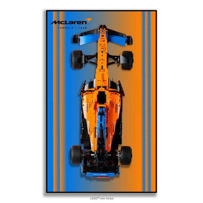 F1 McLaren LEGO 42141 – Style Rayures, finition Cadre aluminium noir – Vue de face sans vis apparentes – Tableau mural aluminium Kadris