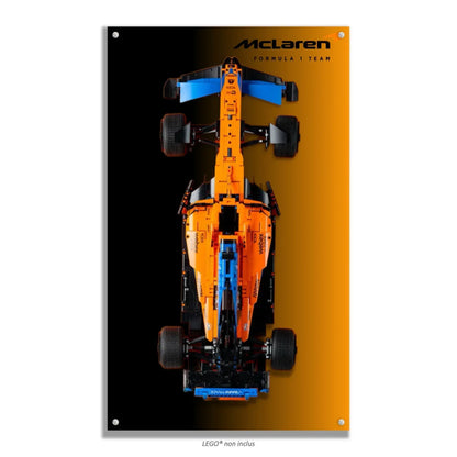 F1 McLaren LEGO 42141 – Style Dégradé Noir-Orange, finition Entretoises – Vue de face avec vis aux 4 coins – Tableau mural aluminium Kadris