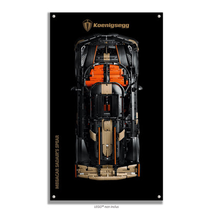 Koenigsegg Megacar Sadair's Spear LEGO Technic 42232 – Style Doré Koenigsegg, finition Entretoises – fond noir logo Koenigsegg doré – Tableau mural aluminium Kadris